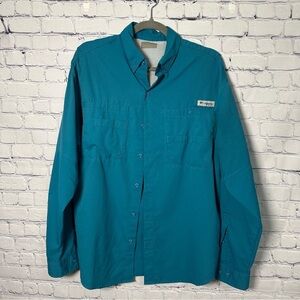 Columbia Turquoise Button-Up Shirt